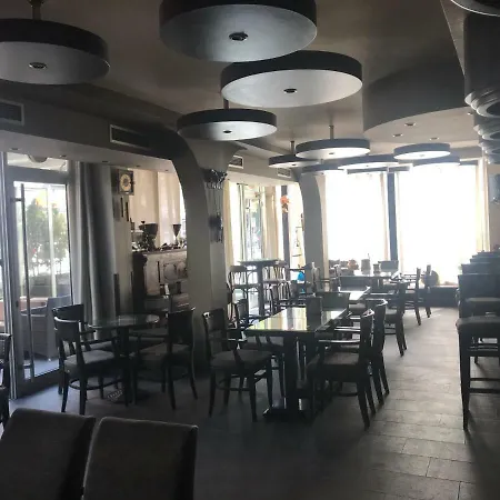 Vendégház Piano&bar *